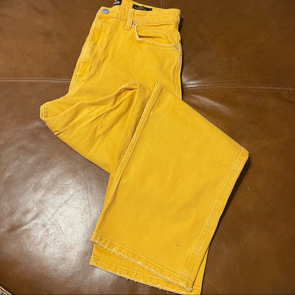 Mustard Lee Straight Leg Crop Jeans